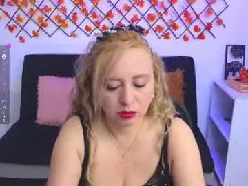 RosieCheeks_ – webcam model profile photo Image 7