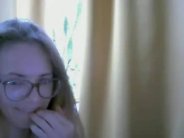 GFndBF – webcam model profile photo Image 18