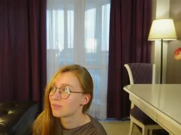 RosieCheeks_ – webcam model profile photo Image 7