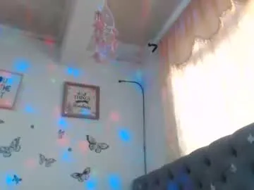 Hornyblond_Bella – webcam model profile photo Image 6