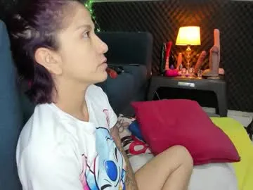 royalgirls_x – webcam model profile photo Image 19