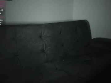 Puzdosia – webcam model profile photo Image 19