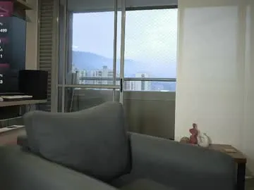 Puzdosia – webcam model profile photo Image 3