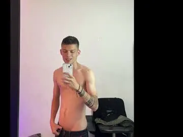 phillyguy195601 – webcam model profile photo Image 19