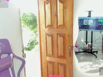 AvaFlowers6 – webcam model profile photo Image 2