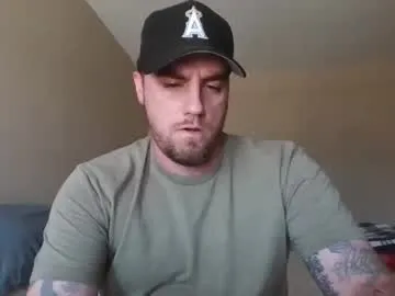 double_magic_ – webcam model profile photo Image 6