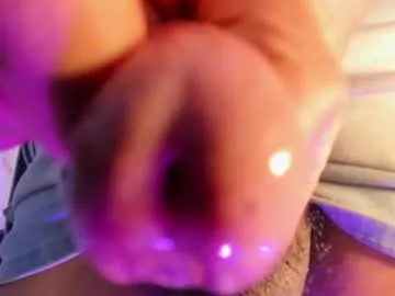 Layla_ly – webcam model profile photo Image 19