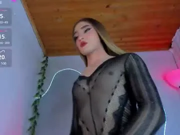 AYW-21 – webcam model profile photo Image 7