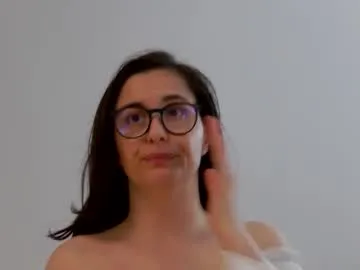 RosieCheeks_ – webcam model profile photo Image 16