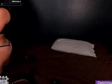 thanusi_2 – webcam model profile photo Image 17