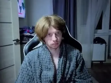 AllaTousNew – webcam model profile photo Image 15