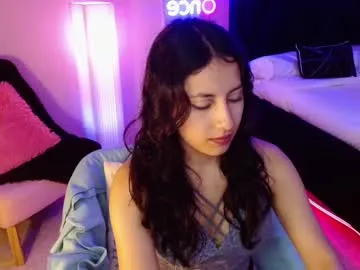 Isabella_Varella – webcam model profile photo Image 5