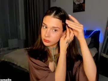 elliebellyy – webcam model profile photo Image 7