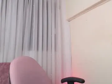 RosieCheeks_ – webcam model profile photo Image 18