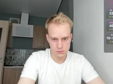 Almmaxxxx – webcam model profile photo Image 6