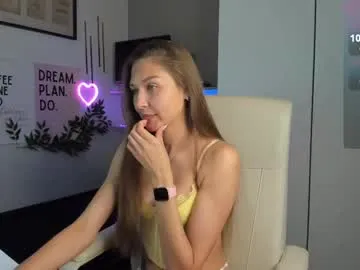 yesonee – webcam model profile photo Image 2