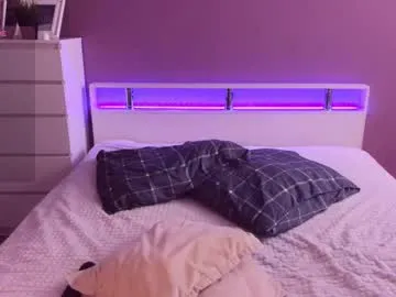 RedAssHottie – webcam model profile photo Image 10