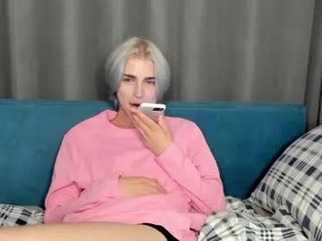 Sara_fun – webcam model profile photo Image 8