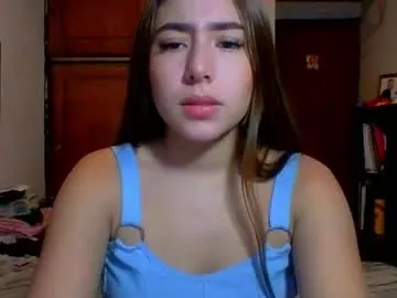 Almmaxxxx – webcam model profile photo Image 14