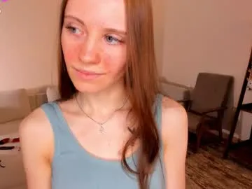 JulliaVegas – webcam model profile photo Image 7
