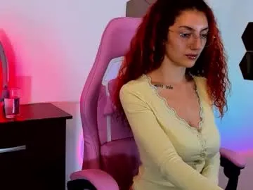 DoriDeluxe66 – webcam model profile photo Image 16