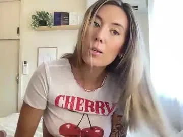 Bad_Girl_Sakura – webcam model profile photo Image 3