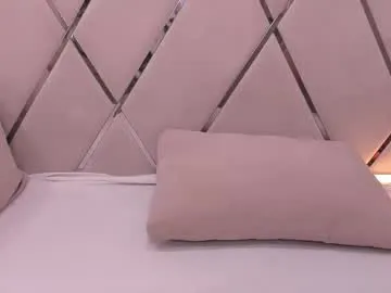 allyson22andy – webcam model profile photo Image 4