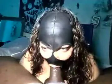 Liza_risky – webcam model profile photo Image 3