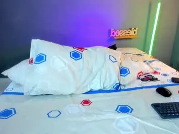 RosieCheeks_ – webcam model profile photo Image 9