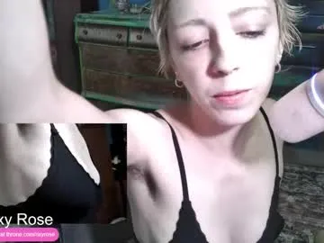 JezzyHill – webcam model profile photo Image 15