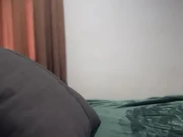 alice_dusk_ – webcam model profile photo Image 2