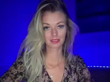 milfboobs_10 – webcam model profile photo Image 15