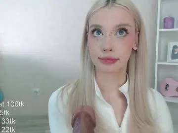 vickyfuckingdoll Image 18