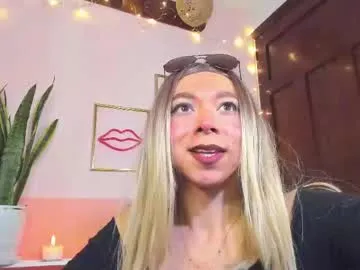 Lusty_Rose01 – webcam model profile photo Image 17