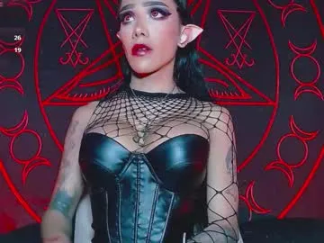 stussy3325 – webcam model profile photo Image 12