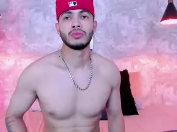 simonmartina – webcam model profile photo Image 19