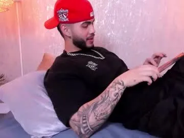 simonmartina – webcam model profile photo Image 9