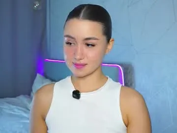 TopsyWilde – webcam model profile photo Image 18