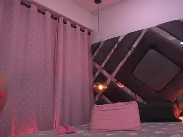 vvioleta_ Image 3