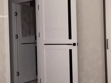 arieel__722 – webcam model profile photo Image 9