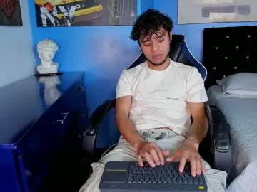 bedroomvibe – webcam model profile photo Image 10