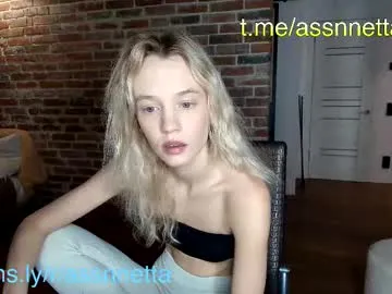 Unique_girls90 – webcam model profile photo Image 11