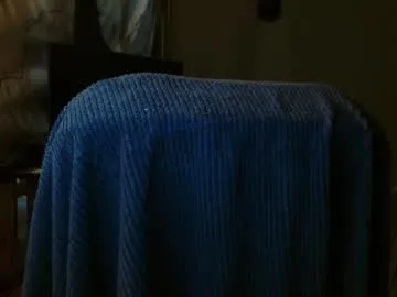 Alirawrz – webcam model profile photo Image 4