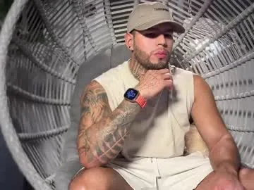 vixenvictoriaa – webcam model profile photo Image 4