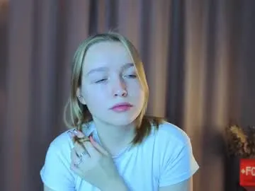 MilaMaaay – webcam model profile photo Image 4