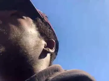 celone_couple_22 – webcam model profile photo Image 6