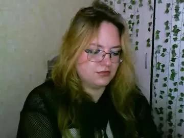 carolbarker – webcam model profile photo Image 3