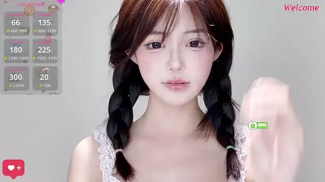 tassiarauj – webcam model profile photo Image 2