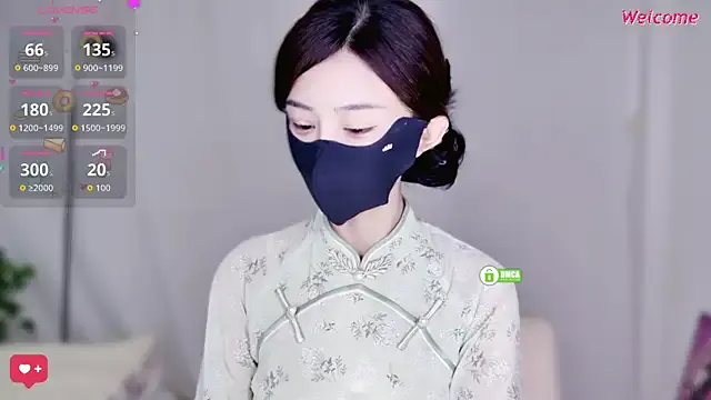 tassiarauj – webcam model profile photo Image 9