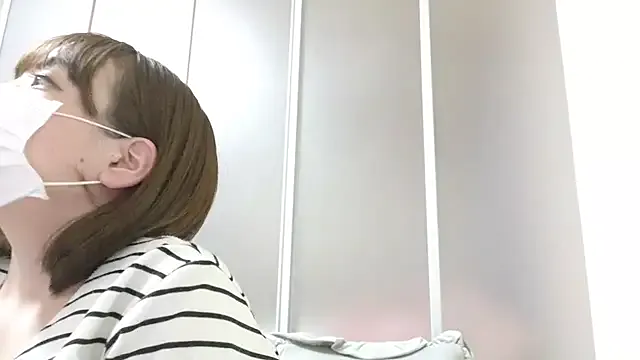 lilmisscutie – webcam model profile photo Image 6